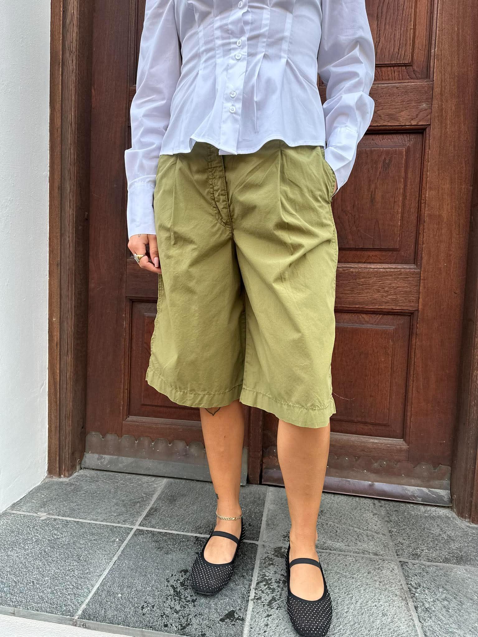JXNELLIE Shorts - Olive Branch
